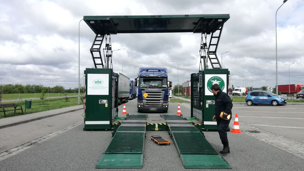 Mobilna stacja kontroli pojazdów