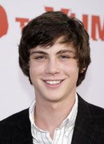 Logan Lerman młodym Spider-Manem?