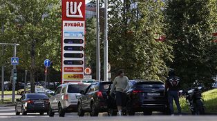 Krym racjonuje benzynę. Ukraina atakuje rosyjskie dostawy paliw