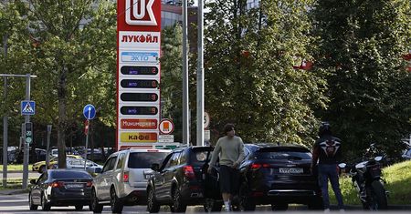 Znów potężny problem z paliwami na Krymie. Godzinne kolejki