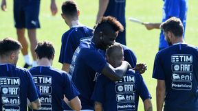 Na celowniku. Piłkarze reprezentacji Włoch zażartowali z dziennikarza