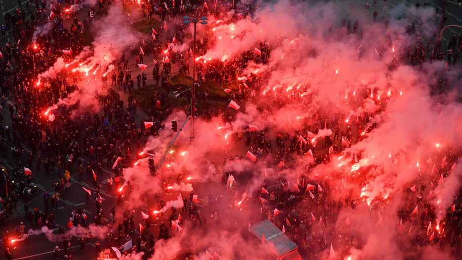 Marsz Niepodległości zagrożony. Strajk Kobiet może pokrzyżować plany organizatorom