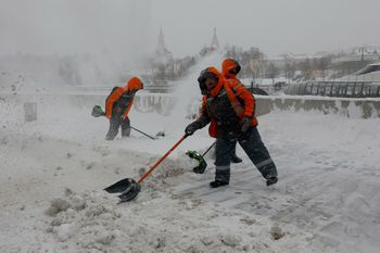 Rosjanie wyszli na ulice. Wszystko przez atak zimy