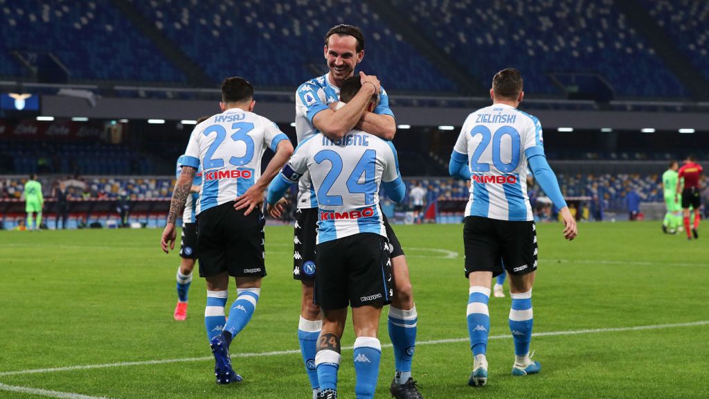 piłkarze SSC Napoli cieszą się z gola