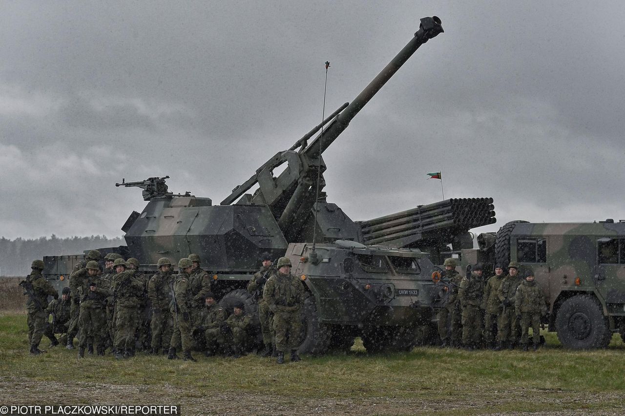 Mamy superhaubice i samobieżne moździerze. Brak nam do nich nowoczesnej amunicji