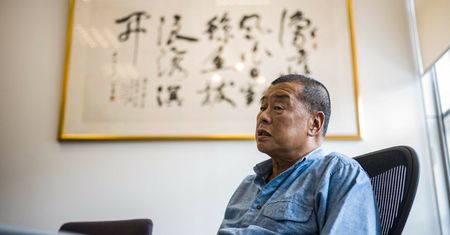 Proces demokratycznego działacza. Jimmy Lai uznany za winnego w Hongkongu