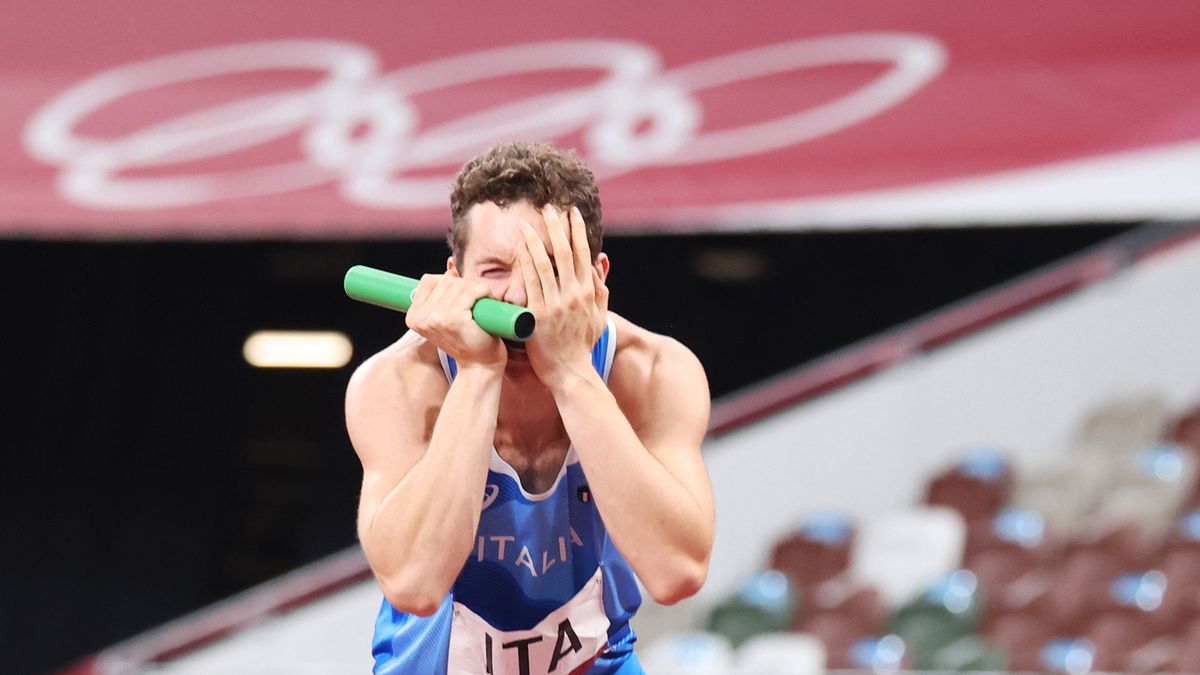 PAP/EPA / DIEGO AZUBEL / Na zdjęciu: Filippo Tortu po finiszu w sztafecie 4x100