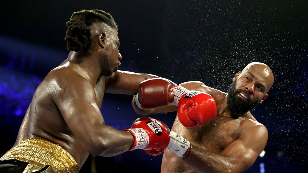 Zdjęcie okładkowe artykułu: Getty Images / Al Bello / Na zdjęciu: Charles Martin (z lewej) oraz Gerald Washington