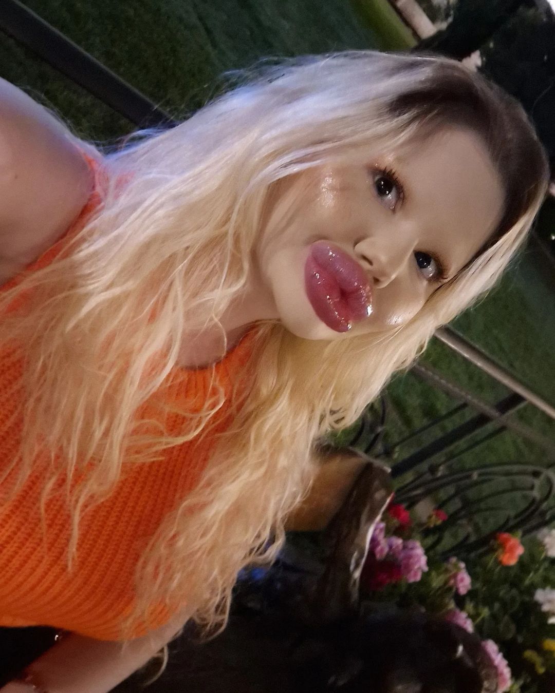 Andrea Ivanova, znana jako "bułgarska Barbie"
