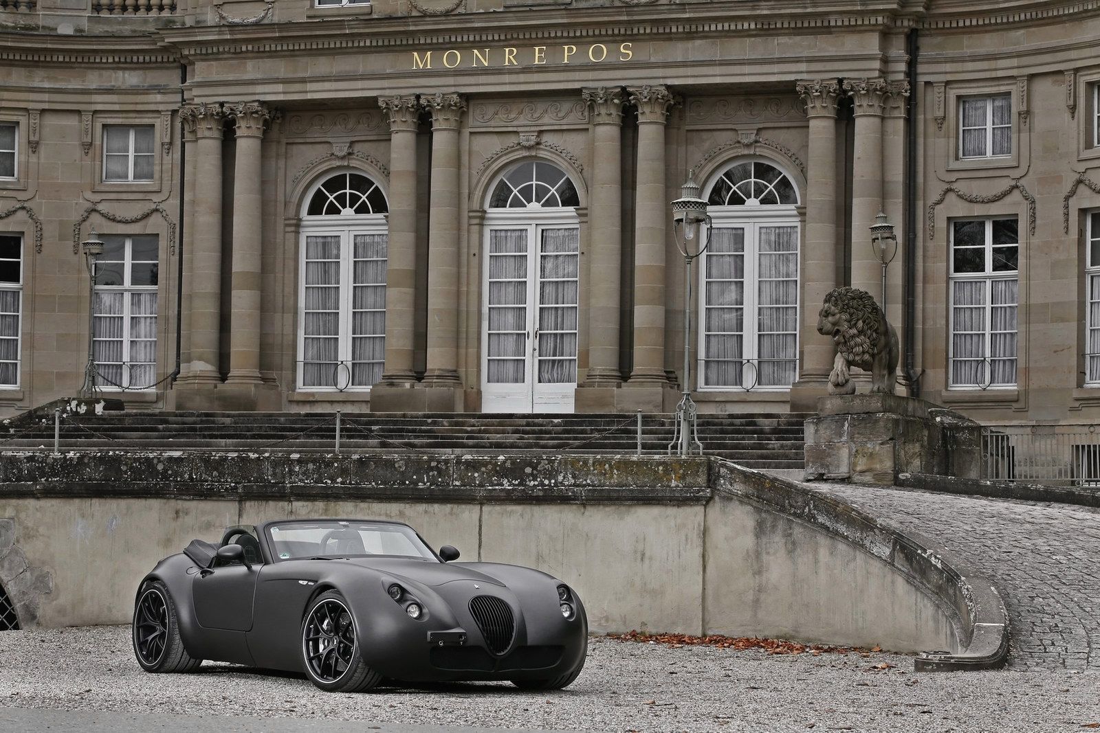 Wiesmann MF5 Black Bat