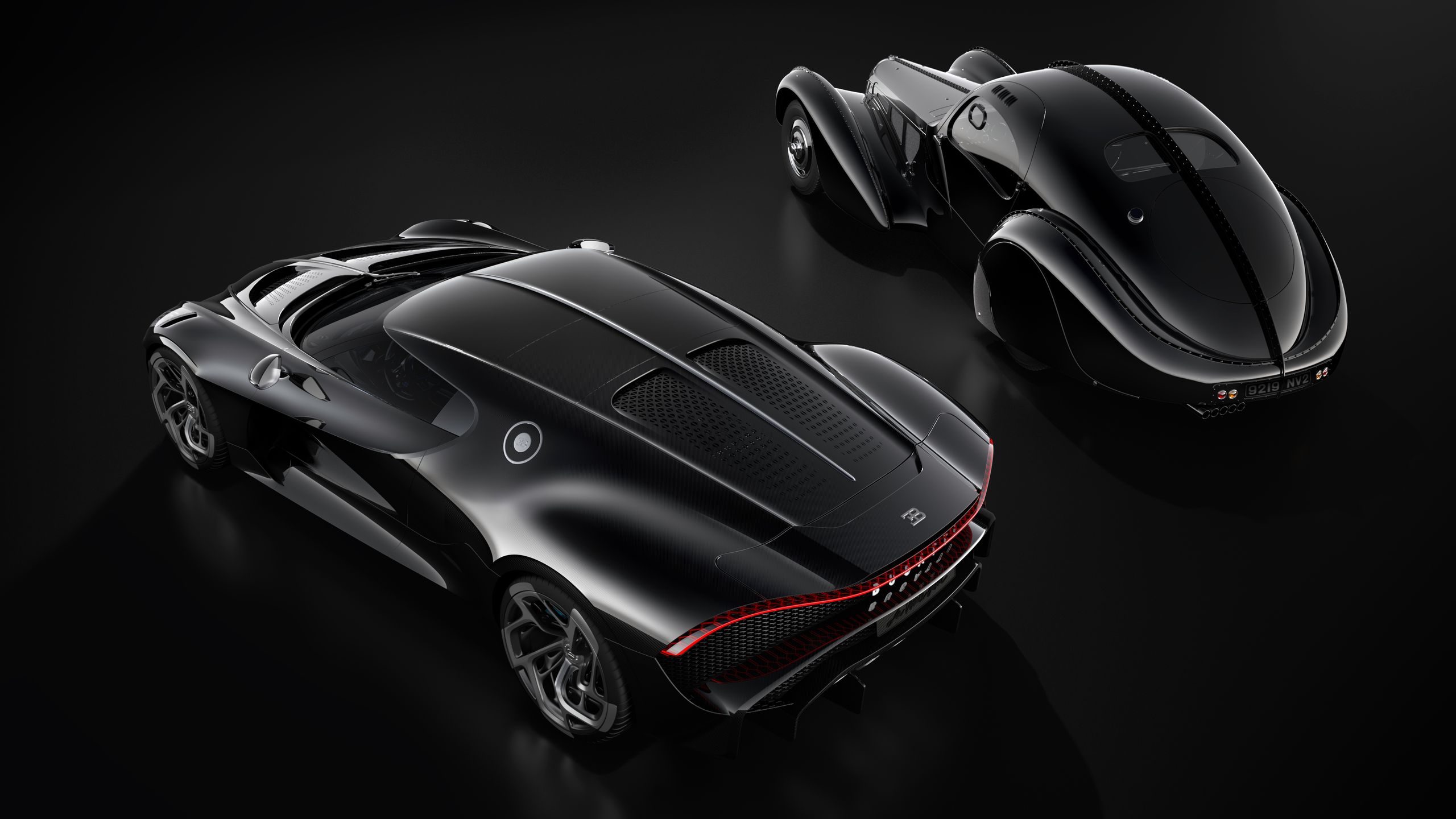 Bugatti La Voiture Noire jest jedyny w swoim rodzaju. Pokazany na zdjęciu Atlantic niestety nie, choć egzemplarz, którego pasjonaci szukają od blisko 80 lat już tak.