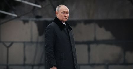 Ranni rosyjscy żołnierze. Putin wysyła ich na front