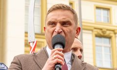 Awantura z udziałem Bąkiewicza w Radomiu. Jest decyzja prokuratury