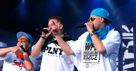 Hip-hopowy biznes, czyli jak polscy raperzy zarabiają na ciuchach