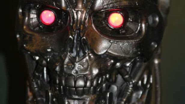 Skynet właśnie się narodził? IBM prezentuje chip działający jak mózg człowieka 1