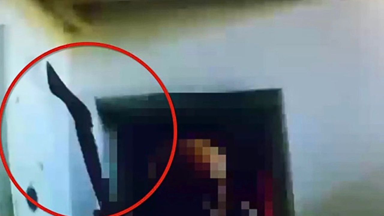 Na policjantów z siekierą. Wszystko nagrała kamera funkcjonariusza