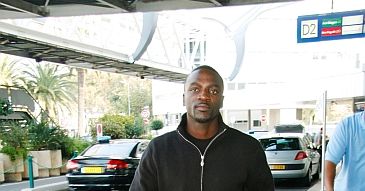 Jeśli Obama przegra, Akon wraca do Afryki!