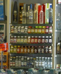 Większość Polaków chce nocnej prohibicji. Najnowszy sondaż