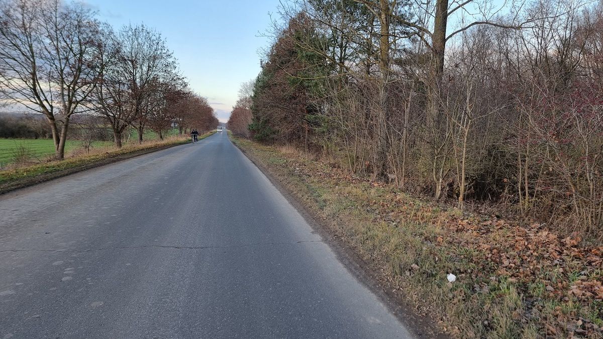 Kazimierz Biskupi: Ponad 3,5 km nowych dróg rowerowych. Podpisali umowę