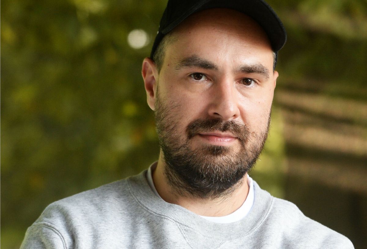 Pisarz Jakub Żulczyk, autor m.in. "Wzgórza psów", nazwał Andrzeja Dudę "debilem"
