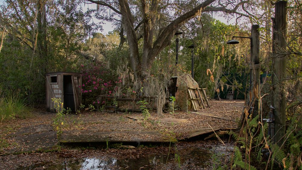 Czy opuszczony Disneyland wciąż może przypominać o dziecięcej radości? 1