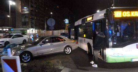 Zablokował ruch w mieście na godzinę. Zapłacił słony mandat