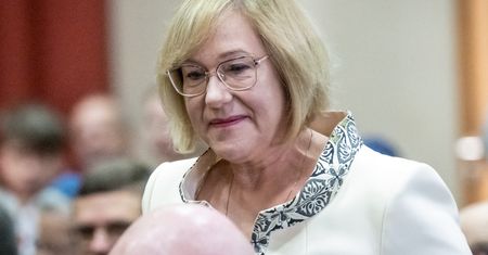 Kurator Nowak nie odpuszcza. Znów skandaliczne słowa