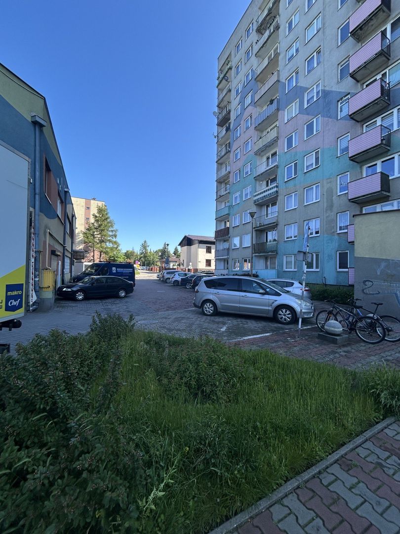 Atak ostrym narzędziem podczas libacji w Częstochowie