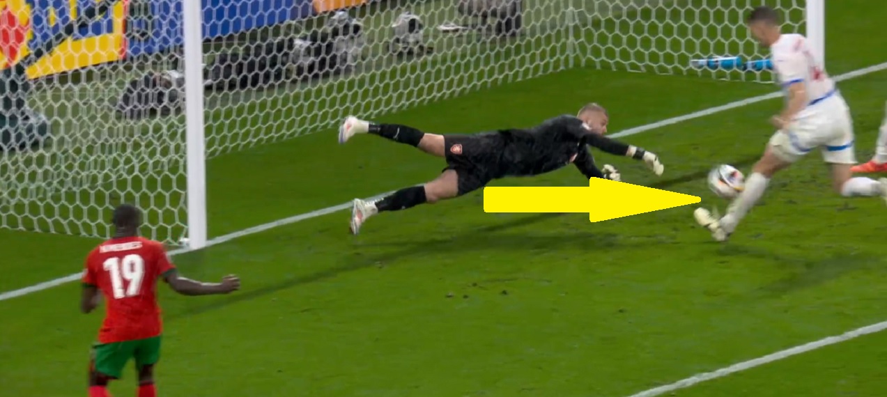 „český film“.  Podívejte se, co se stalo v pokutovém území našich sousedů na jihu