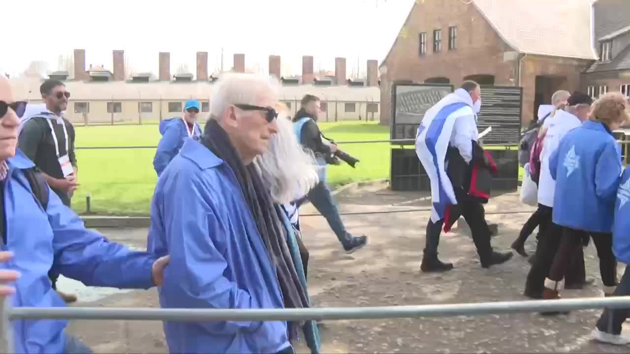 Młodzi Żydzi z całego świata i kilkuset ich polskich rówieśników w Marszu Żywycho świata i kilkuset ich polskich rówieśników w Marszu Żywych