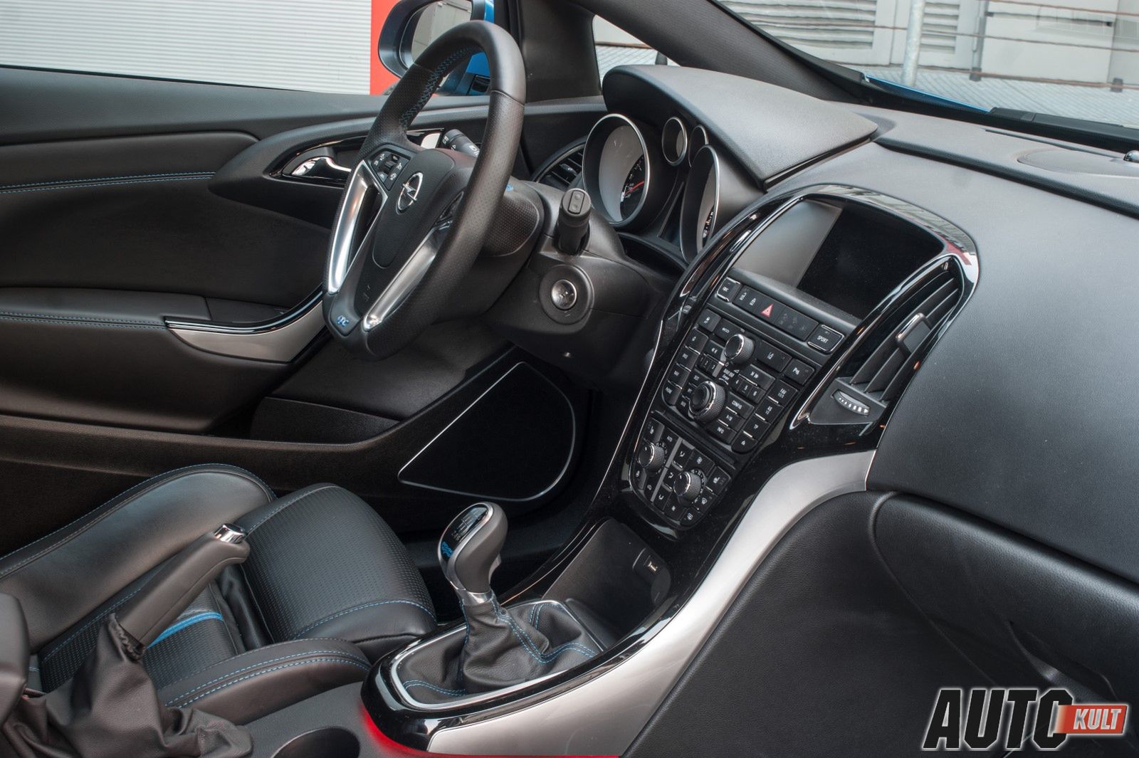 Nowy Opel Astra OPC GTC (2014) - test [galeria] 14