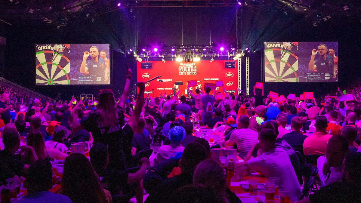 kibice podczas Superbet Poland Darts Masters w Warszawie