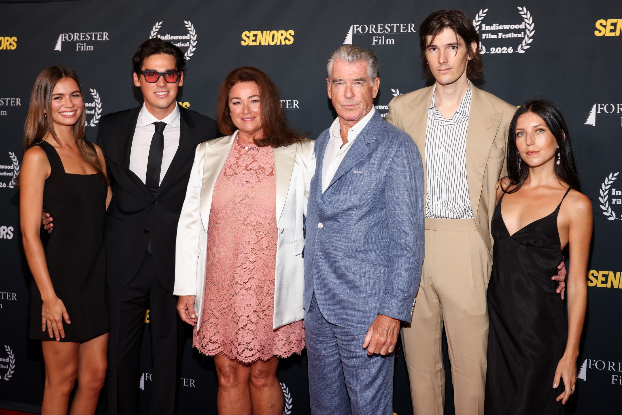 Alex Lee-Aillon, Paris Brosnan, Keely Shaye Smith, Pierce Brosna
