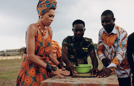 Omenaa Mensah buduje kompleks sportowo-artystyczny w Ghanie