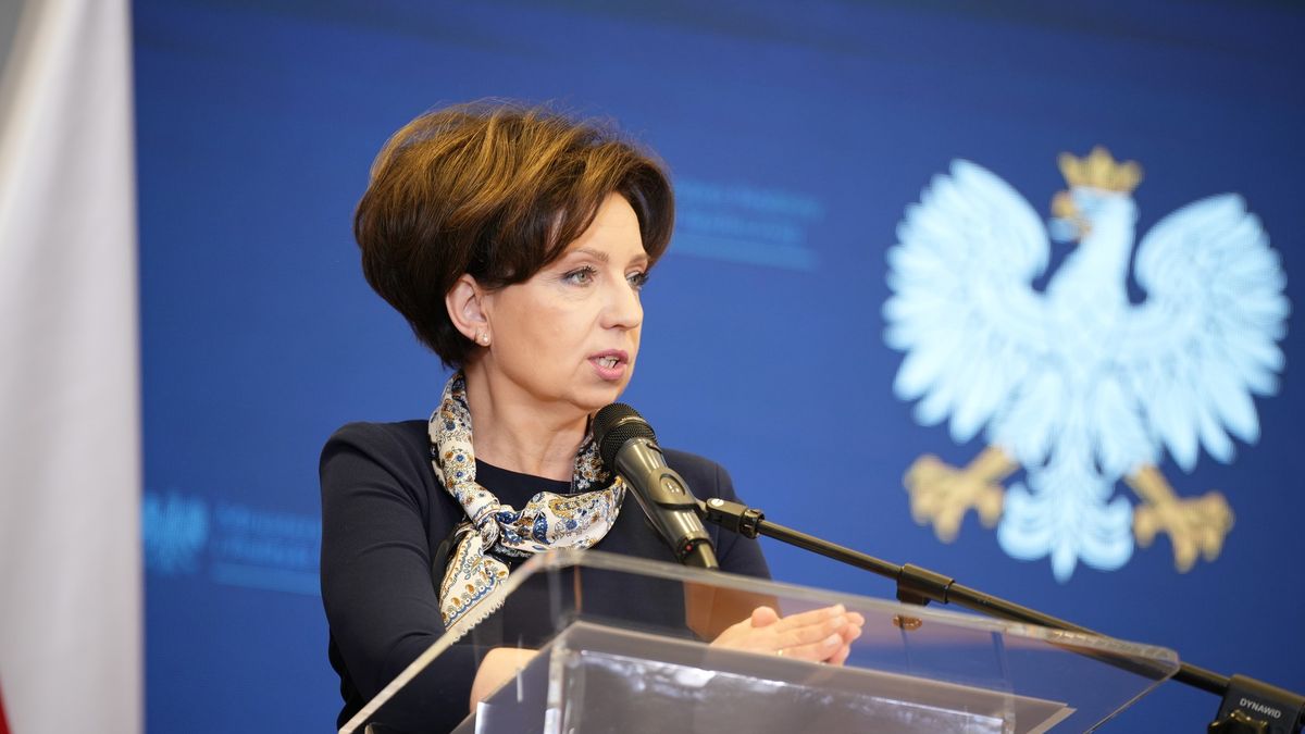 Minister Marlena Maląg zachęca do składania w ZUS wniosków o 500 plus jak najszybciej. To zagwarantuje ciągłość wypłat. 