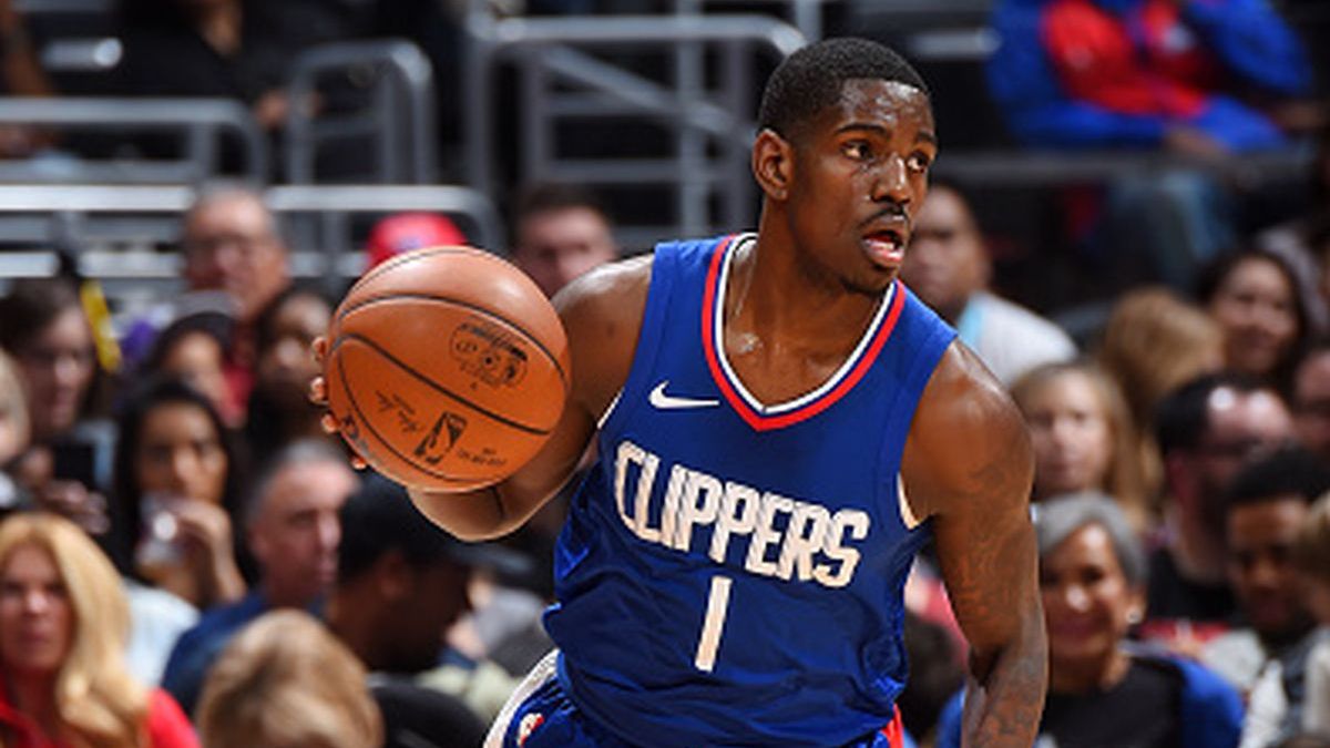 Getty Images / Photo by Andrew D. Bernstein/NBAE via Getty Images / Jawun Evans