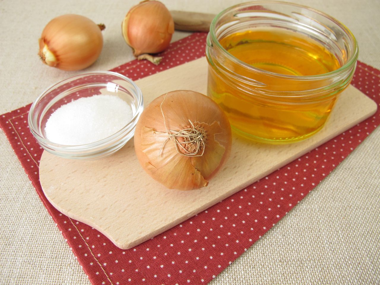 How to make onion syrup?