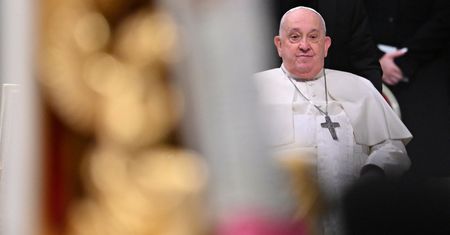 Konieczna była transfuzja krwi. Niepokojące doniesienia ws. papieża