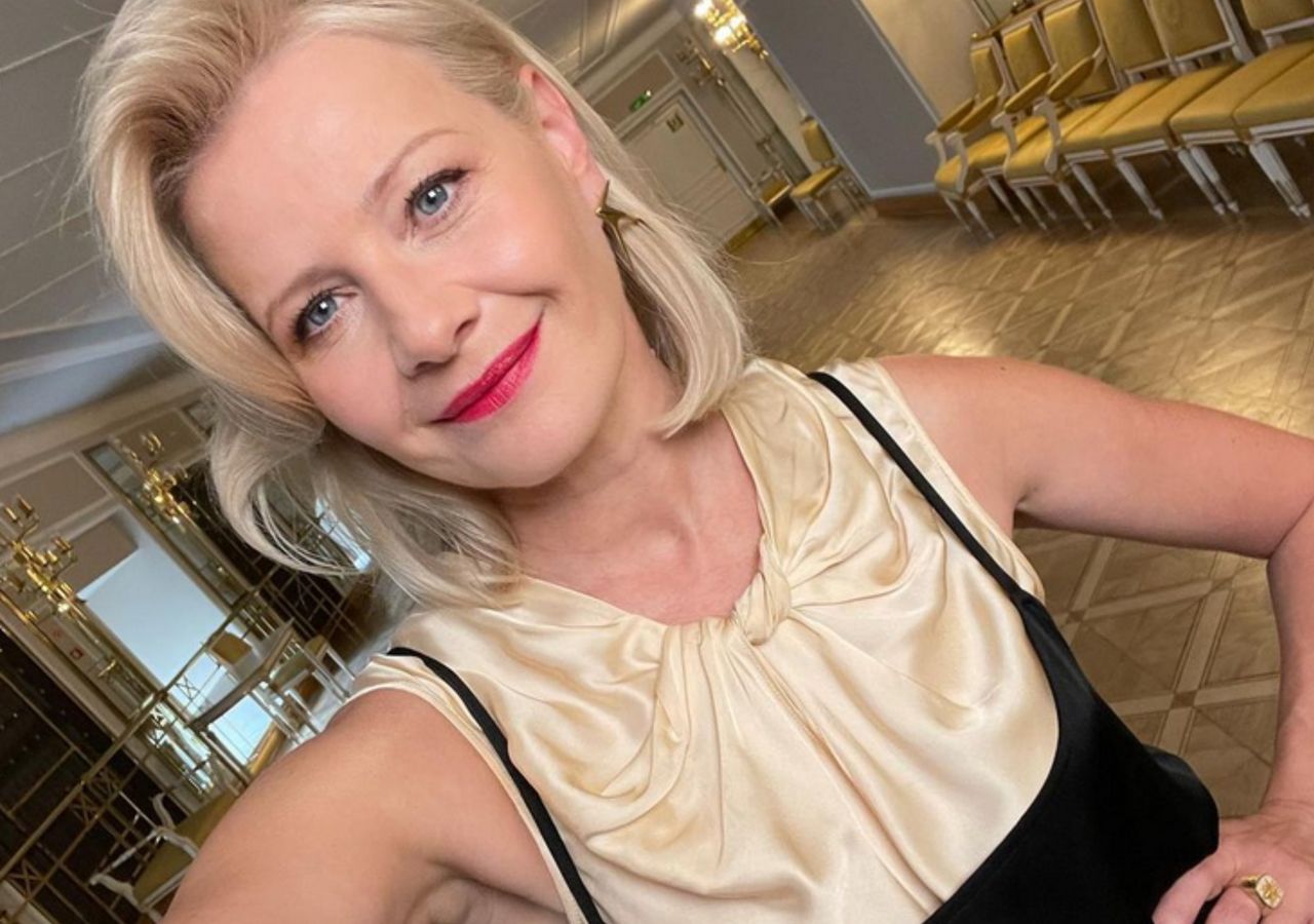 Wygląda rewelacyjnie. Małgorzata Kożuchowska w butach, które właśnie wracają do mody