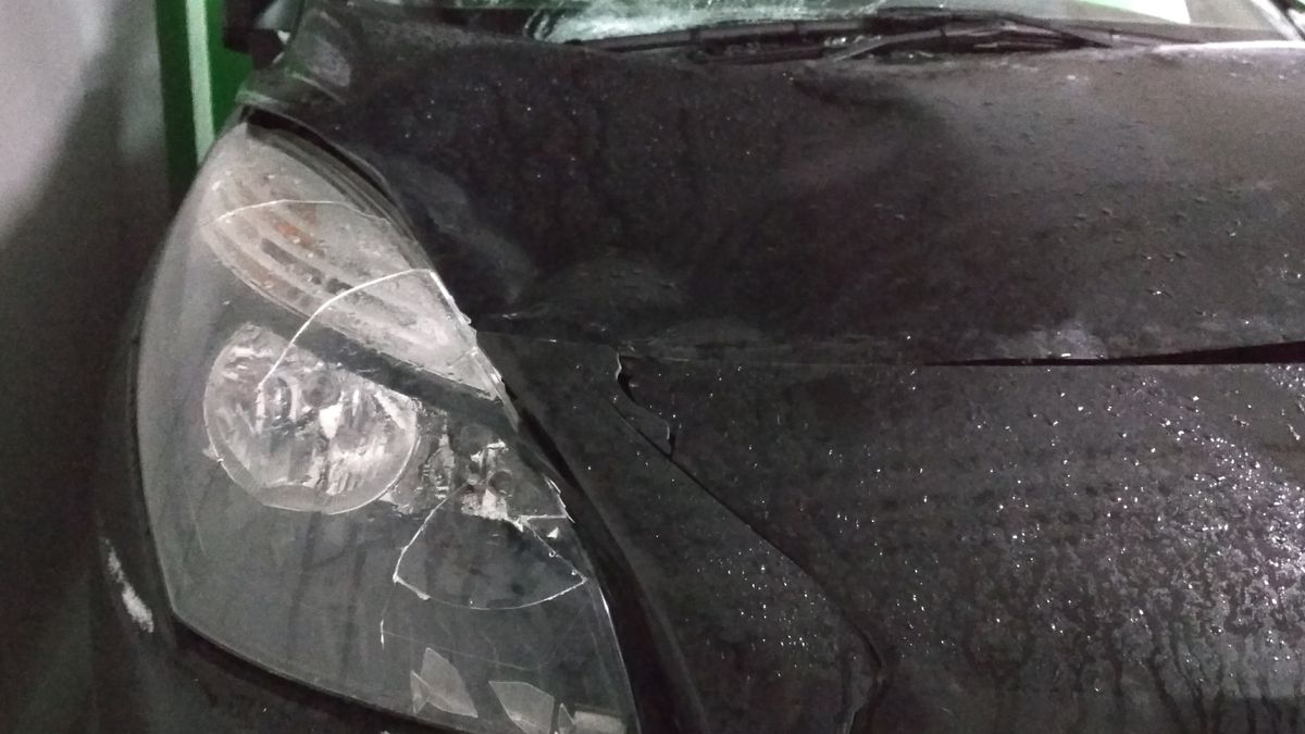 Pan Borys przesłał nam zdjęcia swojego rozbitego samochodu.