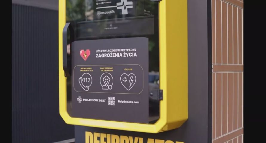 Na Paczkomatach pojawią się defibrylatory. Pomogą klienci InPostu