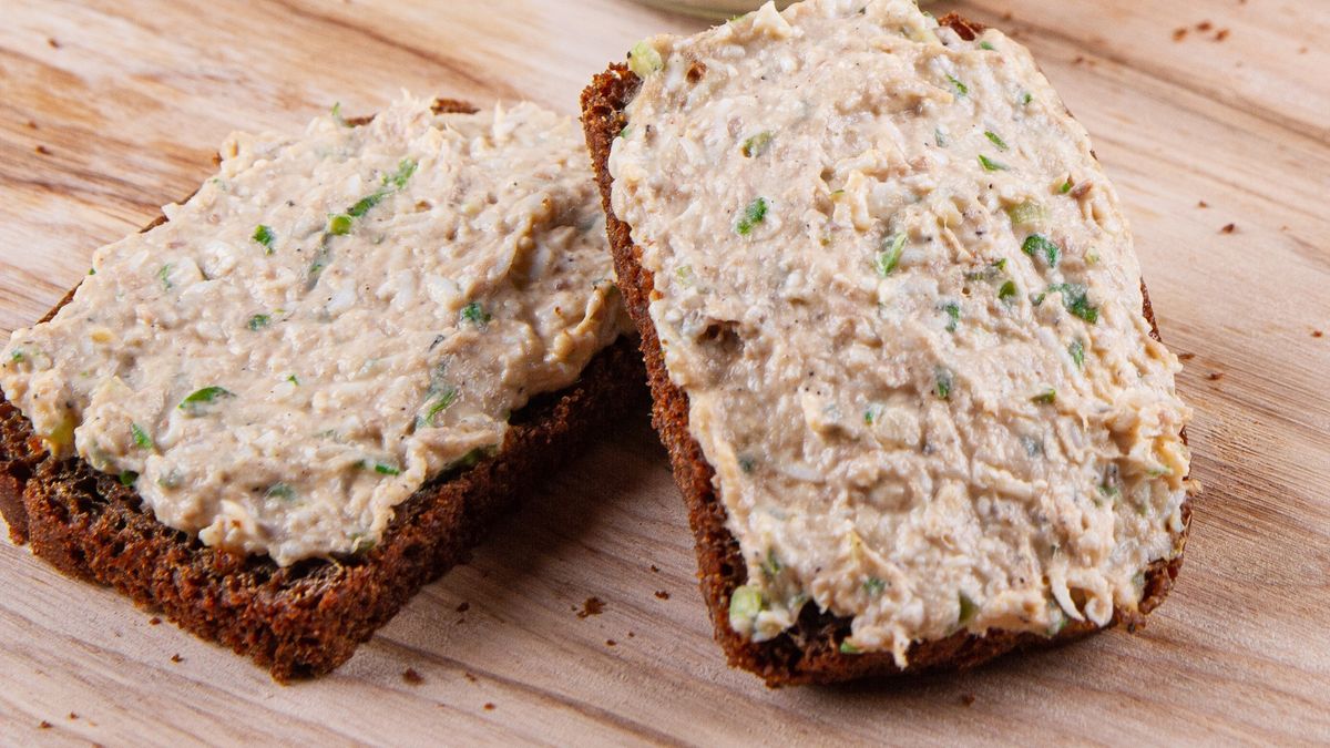 Awanturę można podać na razowcu lub na pieczywie pszennym