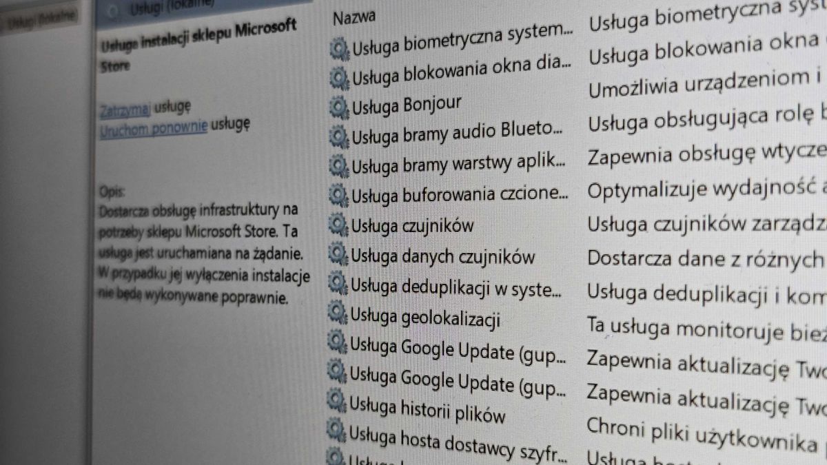 Usługi w Windows 11 – co wyłączyć, a czego nie ruszać?