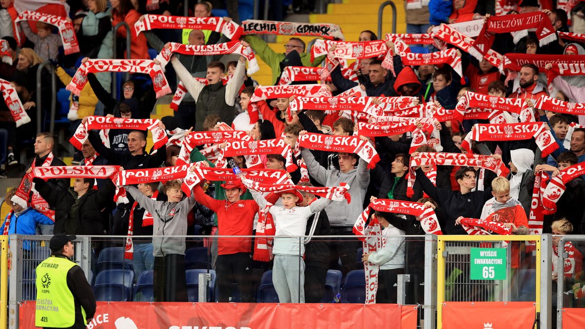 PAP / Jarek Praszkiewicz / Na zdjęciu: kibice reprezentacji Polski