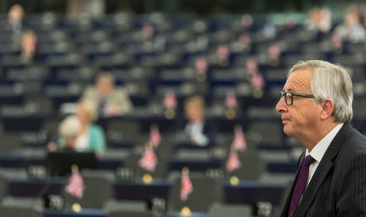 Ostre spięcie w Parlamencie Europejskim. Wściekły Juncker rzuca: jesteście śmieszni