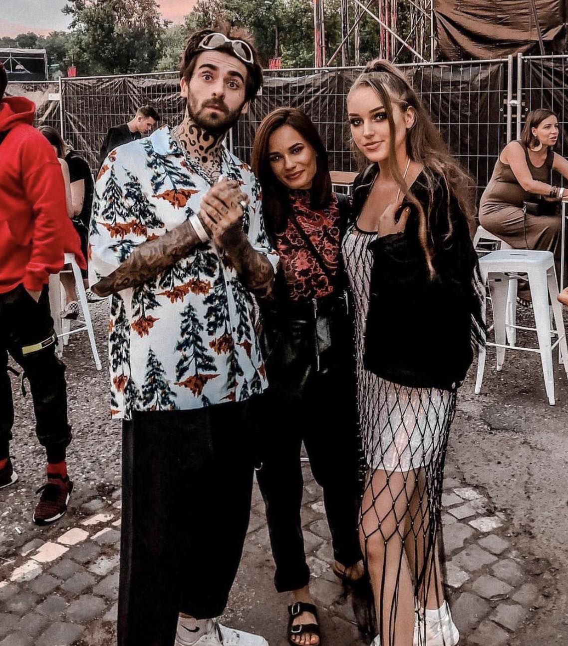 Caroline Derpienski i Quebonafide 