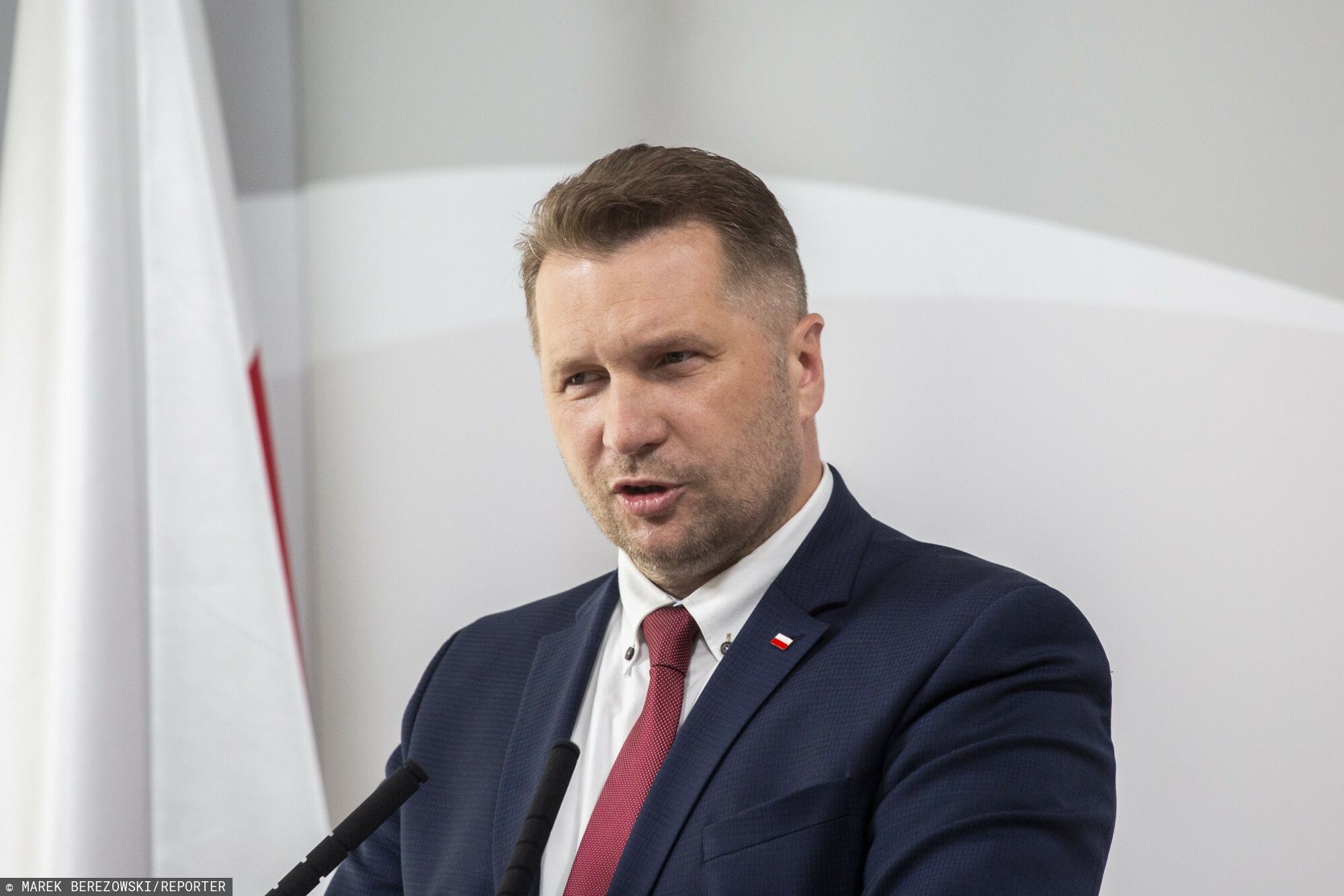 Religia w szkołach. Czarnek: kto nie będzie chciał chodzić, będzie uczęszczał na etykę - Vimarsana News