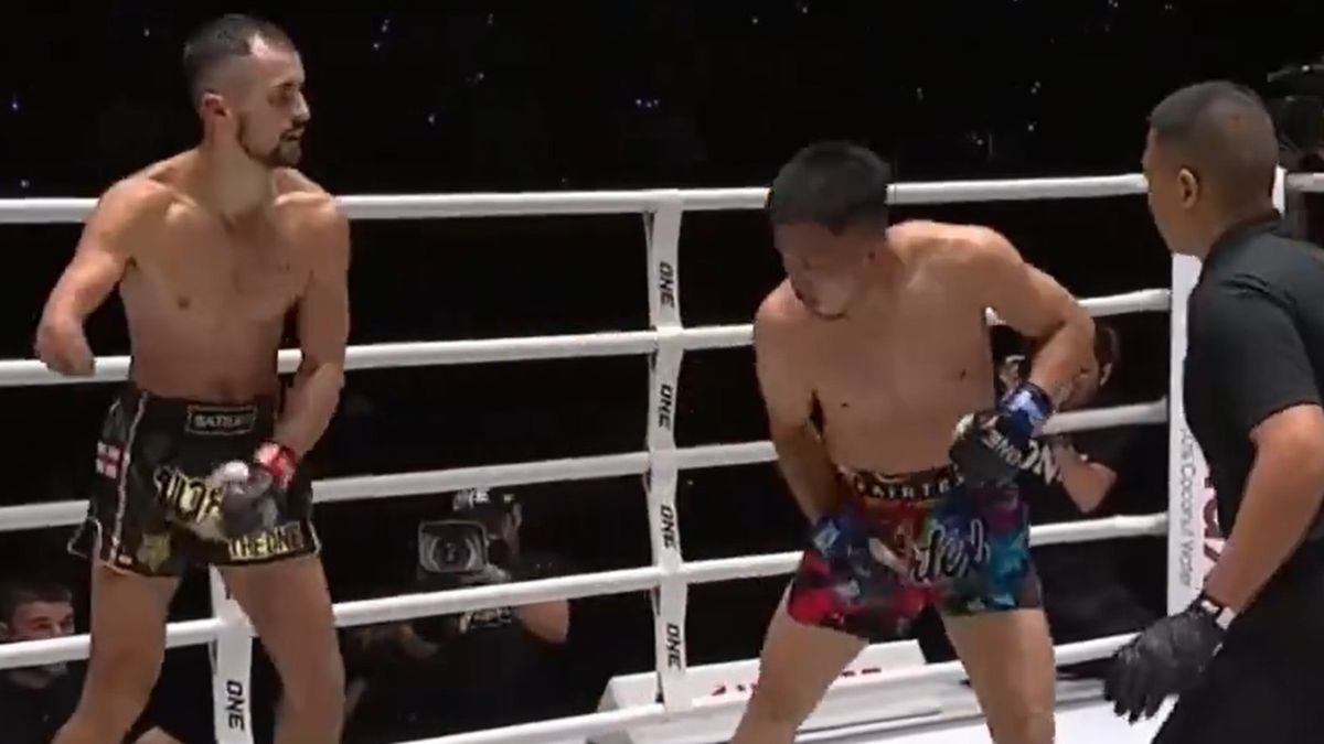 walka Jake'a Peacocka z Kohei Shinjo