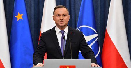Posiedzenie RBN. Prezydent: nie zamierzamy brać udziału w wojnie