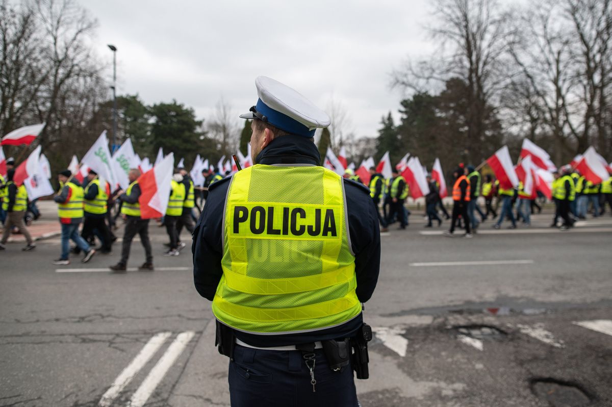 W polskiej policji brakuje około 13 tysięcy pracowników
